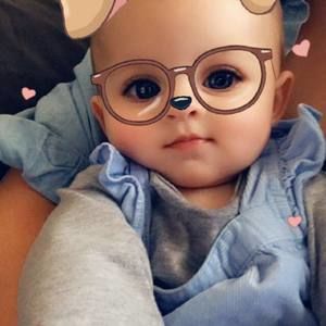 Meet your Posher, Desiree